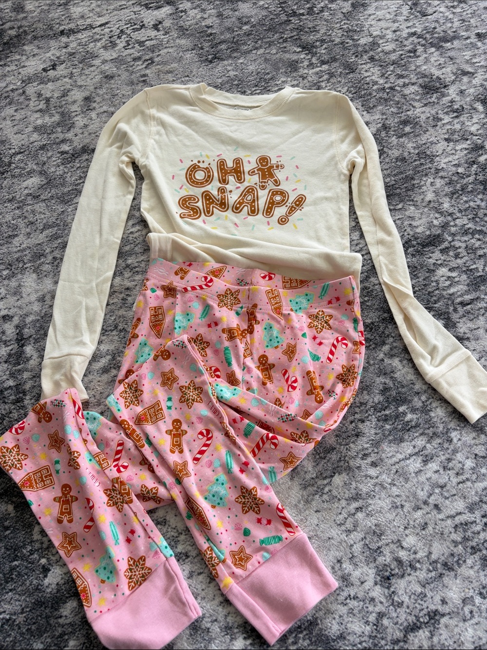 Old Navy Cream 'Oh Snap!' Top with Pink Holiday Print Pajama Set